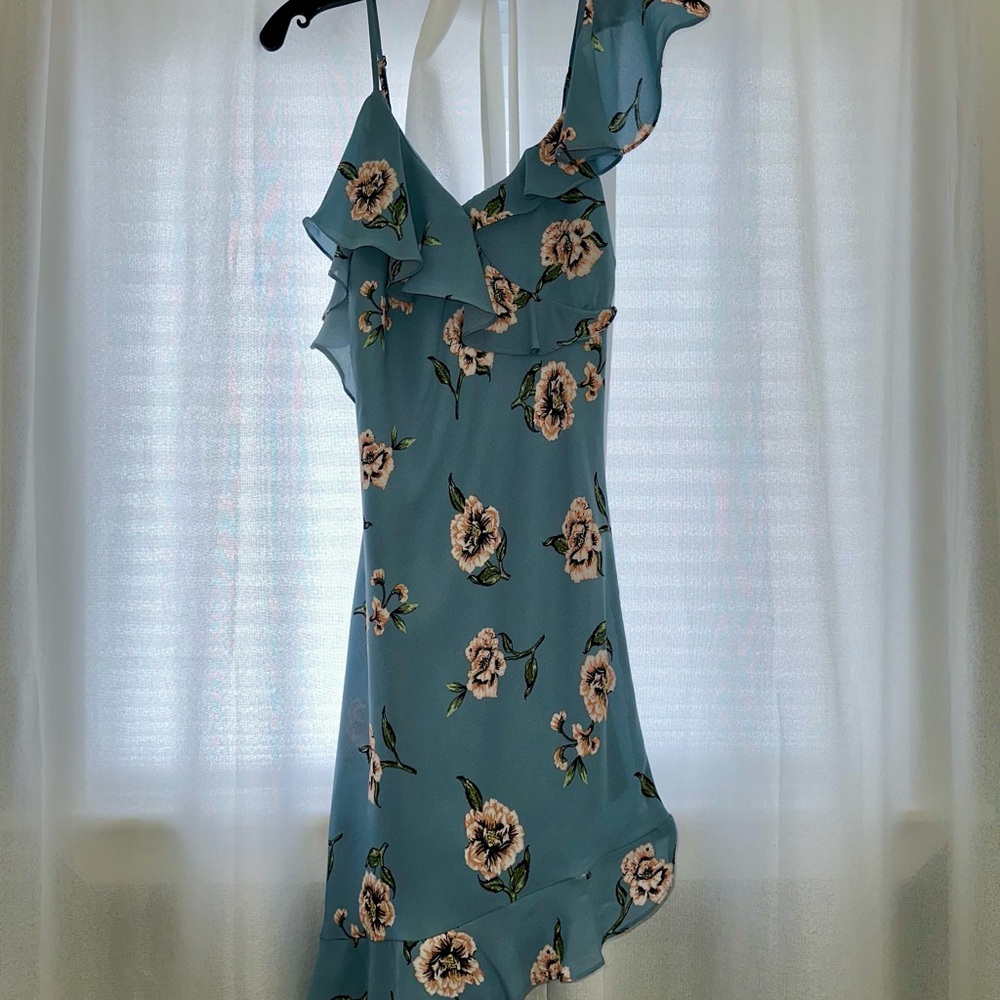 Mimi Chica Asymmetrical Blue Floral Dress